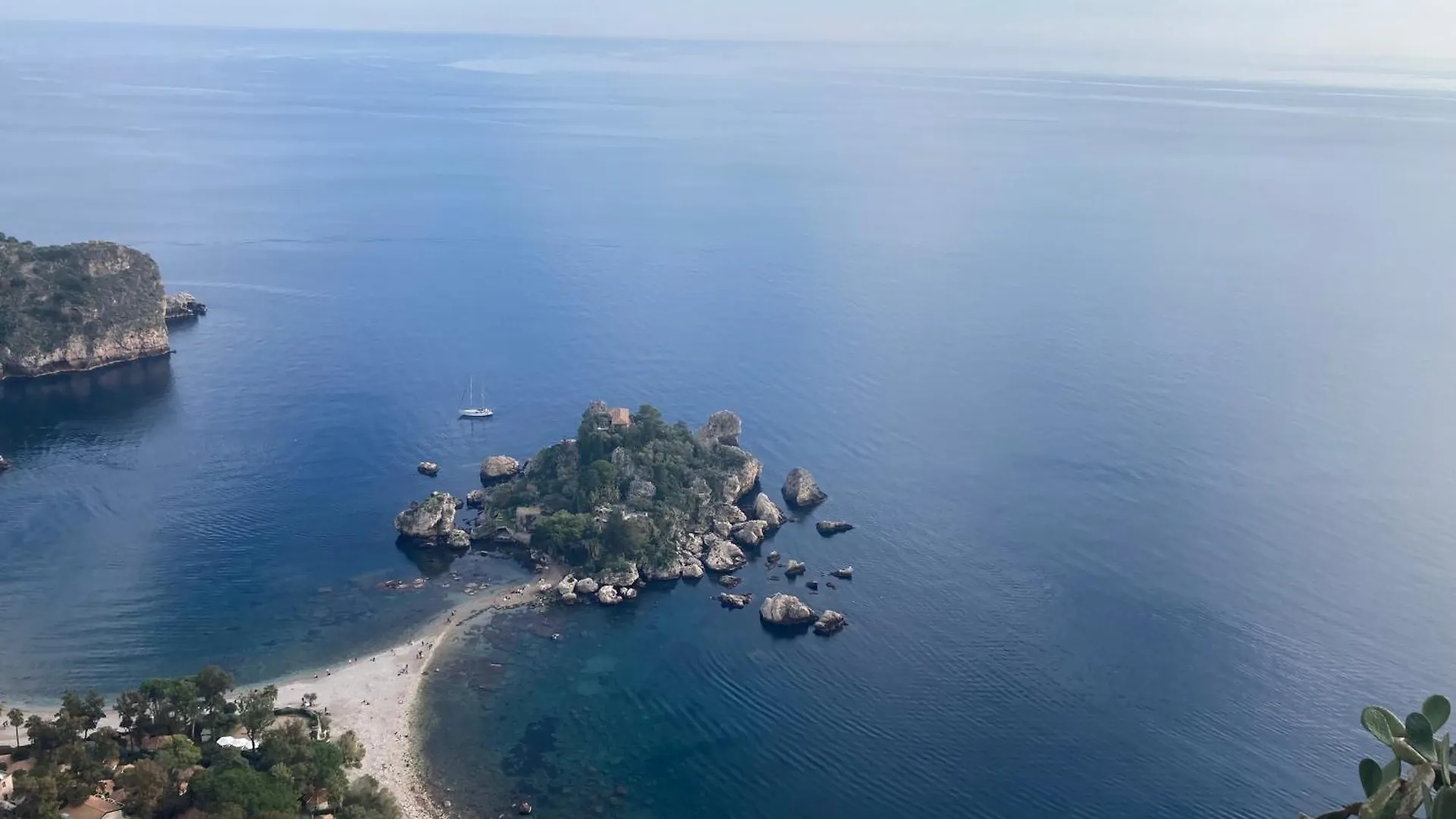 Taliari Taormina Apartment contacts